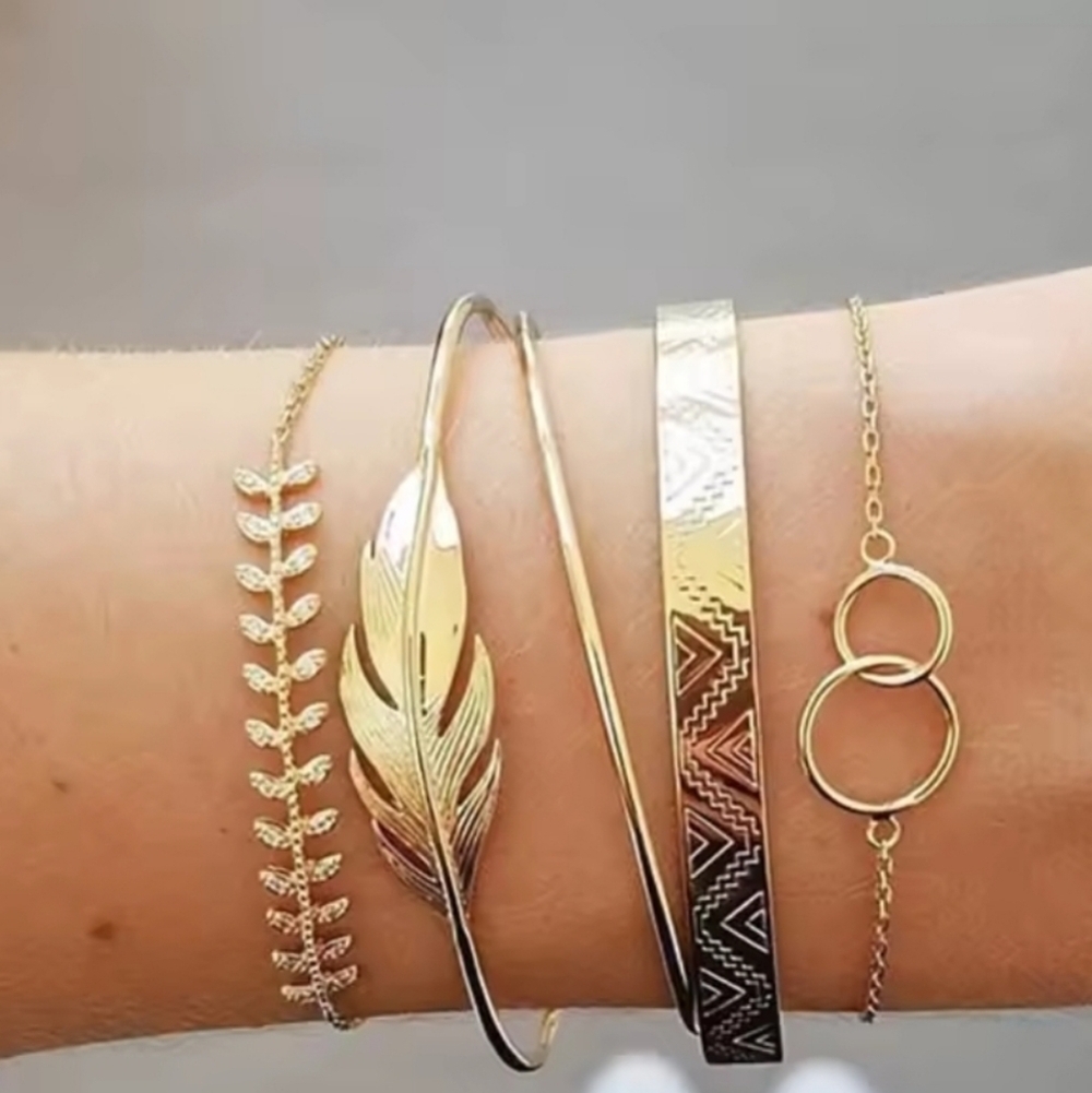 Bohohemin 5 Pc Bracelet Set Gold- Tone Hardware Cuff Chain | NWOT